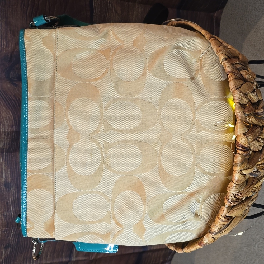 Coach Crossbody purse - Picture 3 of 6
